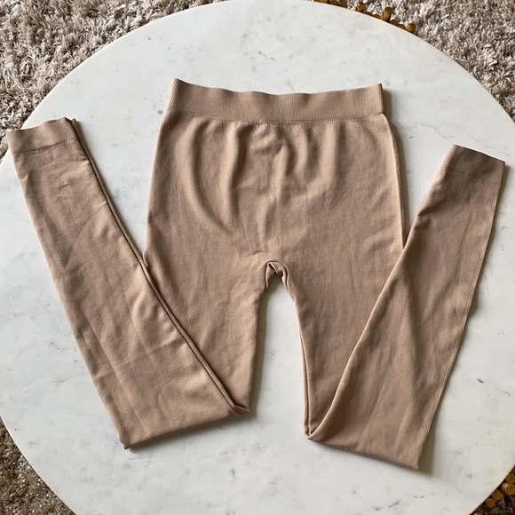 2 Kool - Picture 3 of 8